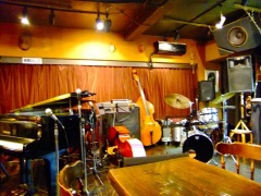 �摜(240x180)�E�g��摜(480x360)