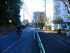 �摜(240x180)�E�g��摜(480x360)