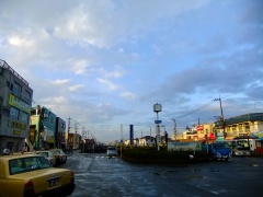 �摜(240x180)�E�g��摜(480x360)