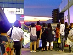 �摜(240x180)�E�g��摜(480x360)