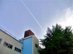 �摜(240x180)�E�g��摜(480x360)