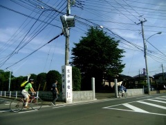 �摜(240x180)�E�g��摜(480x360)