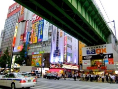 �摜(240x180)�E�g��摜(480x360)