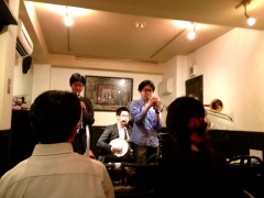 �摜(240x180)�E�g��摜(480x360)