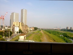 �摜(240x180)�E�g��摜(480x360)