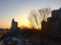 �摜(240x180)�E�g��摜(480x360)